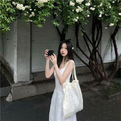 高山上的热气球